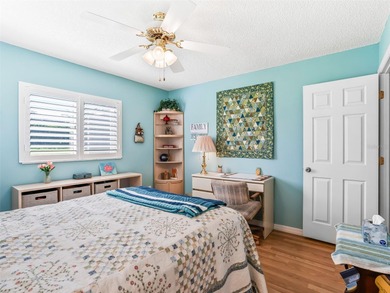 GORGEOUS 3 Bedroom, 2 Bath TURN-KEY Furnished home in desirable on The Links of Spruce Creek in Florida - for sale on GolfHomes.com, golf home, golf lot