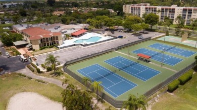 Welcome home! An incredible opportunity bursting with potential on Poinciana Golf Club in Florida - for sale on GolfHomes.com, golf home, golf lot