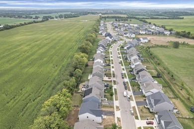 Welcome to this stunning 4-bedroom, 2.5-bath home, located in on Foxfire Golf Club in Ohio - for sale on GolfHomes.com, golf home, golf lot