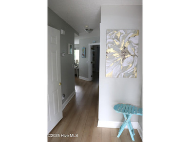 FIRST FLOOR END UNIT! Well maintained, bright and nicely on Brunswick Plantation and Golf Resorts in North Carolina - for sale on GolfHomes.com, golf home, golf lot