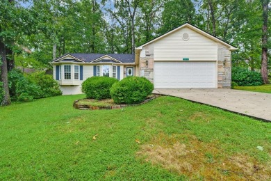 Consider the possibilities for this charming ranch in on Druid Hills Golf Club in Tennessee - for sale on GolfHomes.com, golf home, golf lot