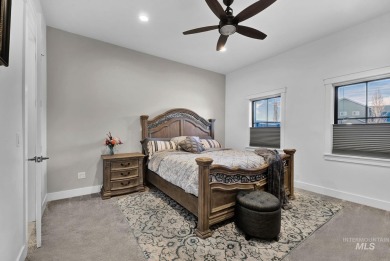 Welcome to this luxurious townhome featuring 3 large bedrooms, 2 on SpurWing Country Club in Idaho - for sale on GolfHomes.com, golf home, golf lot