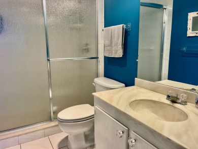 Immaculate, airy, bright turnkey condo (includes all furniture on Fountains Golf and Country Club in Florida - for sale on GolfHomes.com, golf home, golf lot