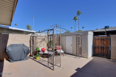 Beautifully renovated, well thought-out townhome in a desirable on Ken McDonald Golf Course in Arizona - for sale on GolfHomes.com, golf home, golf lot