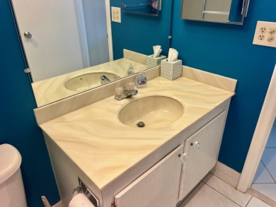 Immaculate, airy, bright turnkey condo (includes all furniture on Fountains Golf and Country Club in Florida - for sale on GolfHomes.com, golf home, golf lot