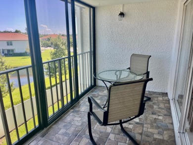 Immaculate, airy, bright turnkey condo (includes all furniture on Fountains Golf and Country Club in Florida - for sale on GolfHomes.com, golf home, golf lot