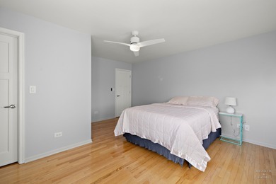 Welcome to this beautifully crafted custom home in the on Chalet Hills Golf Club in Illinois - for sale on GolfHomes.com, golf home, golf lot