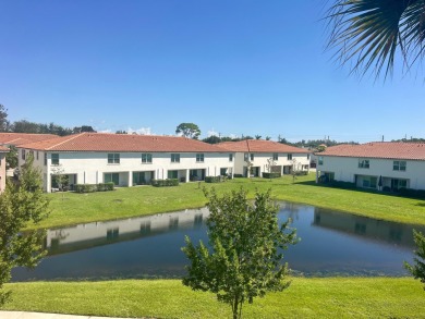 Immaculate, airy, bright turnkey condo (includes all furniture on Fountains Golf and Country Club in Florida - for sale on GolfHomes.com, golf home, golf lot