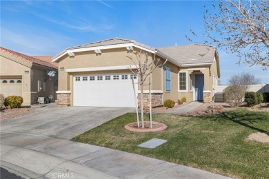 Welcome to this beautiful 2-bedroom, 2-bathroom home nestled in on Ashwood Golf Course in California - for sale on GolfHomes.com, golf home, golf lot