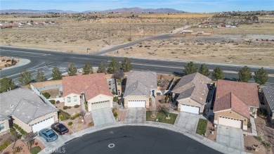 Welcome to this beautiful 2-bedroom, 2-bathroom home nestled in on Ashwood Golf Course in California - for sale on GolfHomes.com, golf home, golf lot