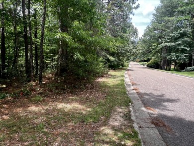 Come build your dream home in Timberton... Two lots totaling 1 on Timberton Golf Club in Mississippi - for sale on GolfHomes.com, golf home, golf lot