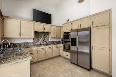 Welcome to The Lakes Country Club! This approximately 1,661 sq on The Lakes Country Club in California - for sale on GolfHomes.com, golf home, golf lot