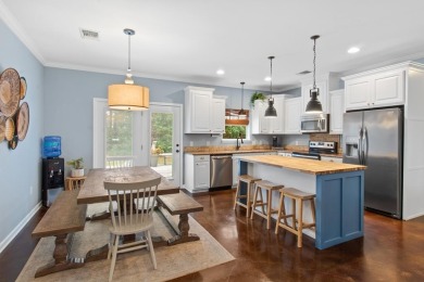 Lake lovers & weekend warriors, listen up! Imagine waking up at on Rayburn Country Club in Texas - for sale on GolfHomes.com, golf home, golf lot