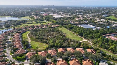 Discover the ultimate bundled golf and resort-style lifestyle in on Highland Woods Golf and Country Club in Florida - for sale on GolfHomes.com, golf home, golf lot