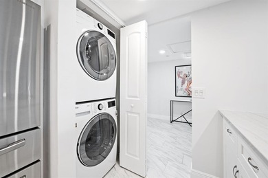 OAKS WAY*BUILDING 115*BEST OF THE BEST KING! Located on the 5TH on Palm-Aire Country Club and Resort - The Oaks in Florida - for sale on GolfHomes.com, golf home, golf lot