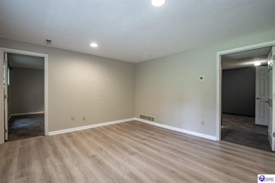 Come see what this ranch home has to offer. This home is right on Doe Valley Country Club in Kentucky - for sale on GolfHomes.com, golf home, golf lot