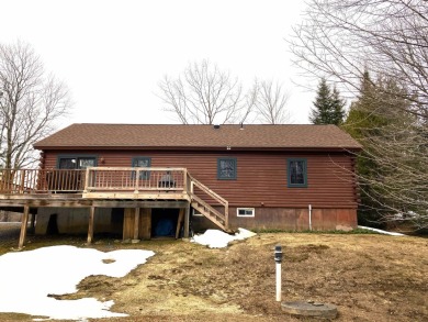 Log Home Lovers, this is your chance to have a circa 2003 log on Hermitage Club Golf Course in Vermont - for sale on GolfHomes.com, golf home, golf lot