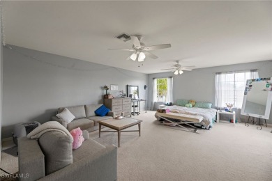 WOW! This convenient *in town* location 5B/3Ba home w/a Huge on Cross Creek Country Club in Florida - for sale on GolfHomes.com, golf home, golf lot