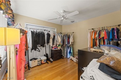 WOW! This convenient *in town* location 5B/3Ba home w/a Huge on Cross Creek Country Club in Florida - for sale on GolfHomes.com, golf home, golf lot