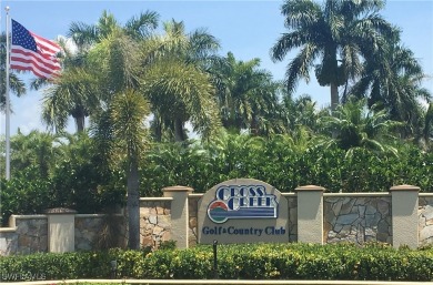 WOW! This convenient *in town* location 5B/3Ba home w/a Huge on Cross Creek Country Club in Florida - for sale on GolfHomes.com, golf home, golf lot