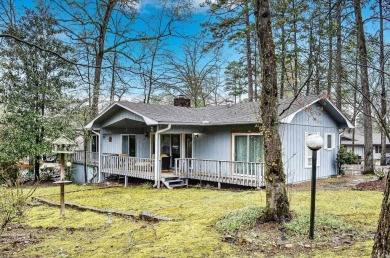 This charming home is on a corner lot with common property on on DeSoto Golf Course in Arkansas - for sale on GolfHomes.com, golf home, golf lot