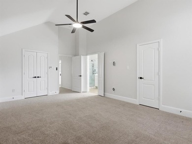 Gorgeous fully remodeled 4 bedroom 2.5 bath home with fresh on Indian Creek Golf Club in Texas - for sale on GolfHomes.com, golf home, golf lot