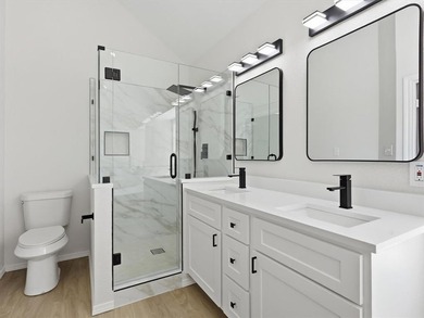 Gorgeous fully remodeled 4 bedroom 2.5 bath home with fresh on Indian Creek Golf Club in Texas - for sale on GolfHomes.com, golf home, golf lot