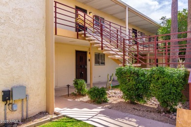 Scottsdale Beauty! Beautiful remodeled condo in a prime location on The Phoenician  in Arizona - for sale on GolfHomes.com, golf home, golf lot