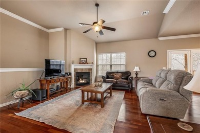 Enjoy easy living in this well-located home with walk-out on Bella Vista - Metfield Golf Complex and Country Club in Arkansas - for sale on GolfHomes.com, golf home, golf lot