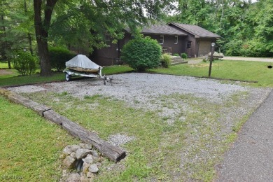 Don't miss this opportunity to own a fully updated 2-bedroom on Atwood Lake Resort Golf Course in Ohio - for sale on GolfHomes.com, golf home, golf lot