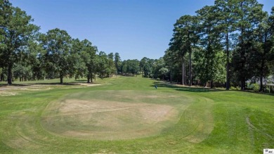 This is a beautiful 3 bedroom/ 2 bath home located right on the on Lake D Arbonne Country Club in Louisiana - for sale on GolfHomes.com, golf home, golf lot