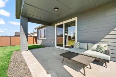 This grand, 3225 sq feet home blends luxury, functionality on River Birch Golf Course in Idaho - for sale on GolfHomes.com, golf home, golf lot