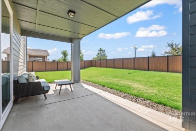 This grand, 3225 sq feet home blends luxury, functionality on River Birch Golf Course in Idaho - for sale on GolfHomes.com, golf home, golf lot