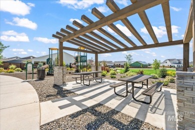 This grand, 3225 sq feet home blends luxury, functionality on River Birch Golf Course in Idaho - for sale on GolfHomes.com, golf home, golf lot