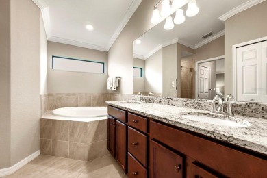 Come and see this immaculately kept 2 bedroom + Den 2nd floor on Lakewood National Golf Club in Florida - for sale on GolfHomes.com, golf home, golf lot