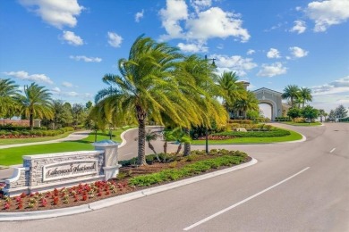 Come and see this immaculately kept 2 bedroom + Den 2nd floor on Lakewood National Golf Club in Florida - for sale on GolfHomes.com, golf home, golf lot
