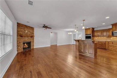 Charming Bella Vista home offering comfort, simplicity and a on Bella Vista Country Club - Berksdale in Arkansas - for sale on GolfHomes.com, golf home, golf lot