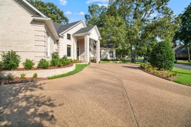 Located in the prestigious Hollytree neighborhood in Tyler, this on Hollytree Country Club in Texas - for sale on GolfHomes.com, golf home, golf lot