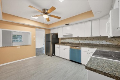 Under contract-accepting backup offers. Under contract-accepting on Palm Aire Country Club of Sarasota in Florida - for sale on GolfHomes.com, golf home, golf lot