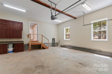 This 3-bedroom, 2.5-bath gem offers approximately 1,800 square on Waynesville Country Club Inn in North Carolina - for sale on GolfHomes.com, golf home, golf lot