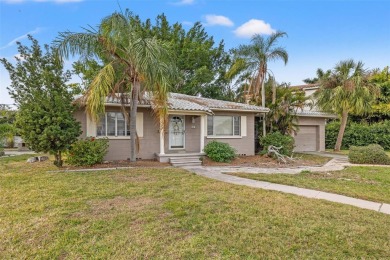 Under contract-accepting backup offers. Location! Location! on The Renaisssance Vinoy Golf Club in Florida - for sale on GolfHomes.com, golf home, golf lot