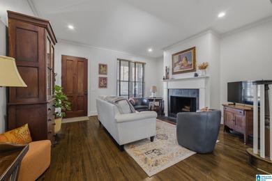 Welcome Home to 34 Abbott Square!! A fabulous opportunity in the on Shoal Creek Golf Course in Alabama - for sale on GolfHomes.com, golf home, golf lot