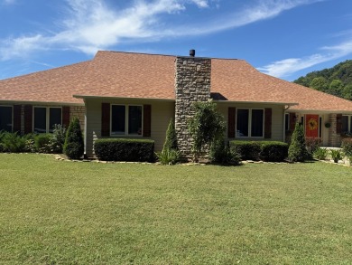 Stunning 4-Bedroom Home on White Plains Golf Course with Extra on White Plains Golf Course in Tennessee - for sale on GolfHomes.com, golf home, golf lot