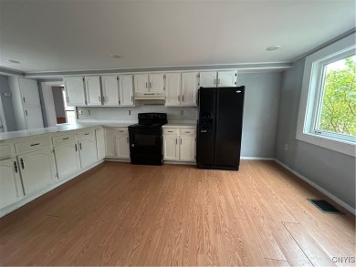 PRICE IMPROVEMENT! This 2-story home offers over 1800 sq ft with on Bay Breeze Golf Links in New York - for sale on GolfHomes.com, golf home, golf lot