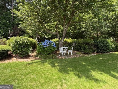 Peachtree City 4BR/2.5 BA Brick front home sits lovely on this on Braelinn Golf Club in Georgia - for sale on GolfHomes.com, golf home, golf lot