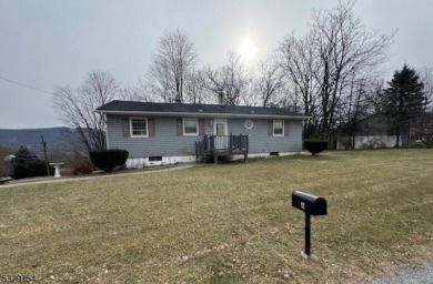 Corner lot with 0.3 acres with seasonal views. Enjoy picturesque on Great Gorge Country Club in New Jersey - for sale on GolfHomes.com, golf home, golf lot