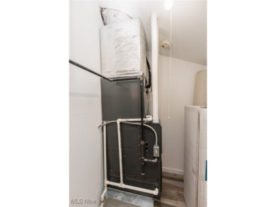 Welcome to this beautiful two-story lofted condo located in the on  in Ohio - for sale on GolfHomes.com, golf home, golf lot