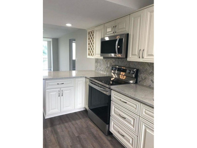 OWNER SAYS SELL! DRASTICE PRICE REDUCTION FOR QUICK SALE! on Fountains Golf and Country Club in Florida - for sale on GolfHomes.com, golf home, golf lot