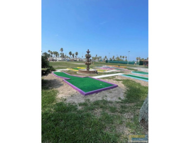 Looking for your vacation getaway close to the beach that is on Long Island Golf Course in Texas - for sale on GolfHomes.com, golf home, golf lot