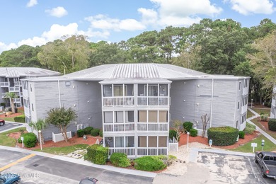 Stylish 2 bedroom, 2 bath condo in the heart of downtown on Carolina Shores Golf Course in North Carolina - for sale on GolfHomes.com, golf home, golf lot
